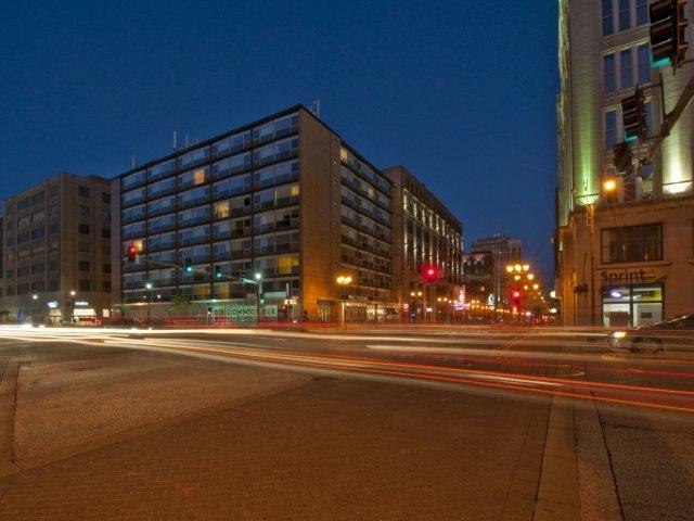 Missouri Affordable & Luxury Apartments & Townhomes | Dominium - Stonebridge townhomes in Florissant Missouri offer convenience and great amenities at an affordable price