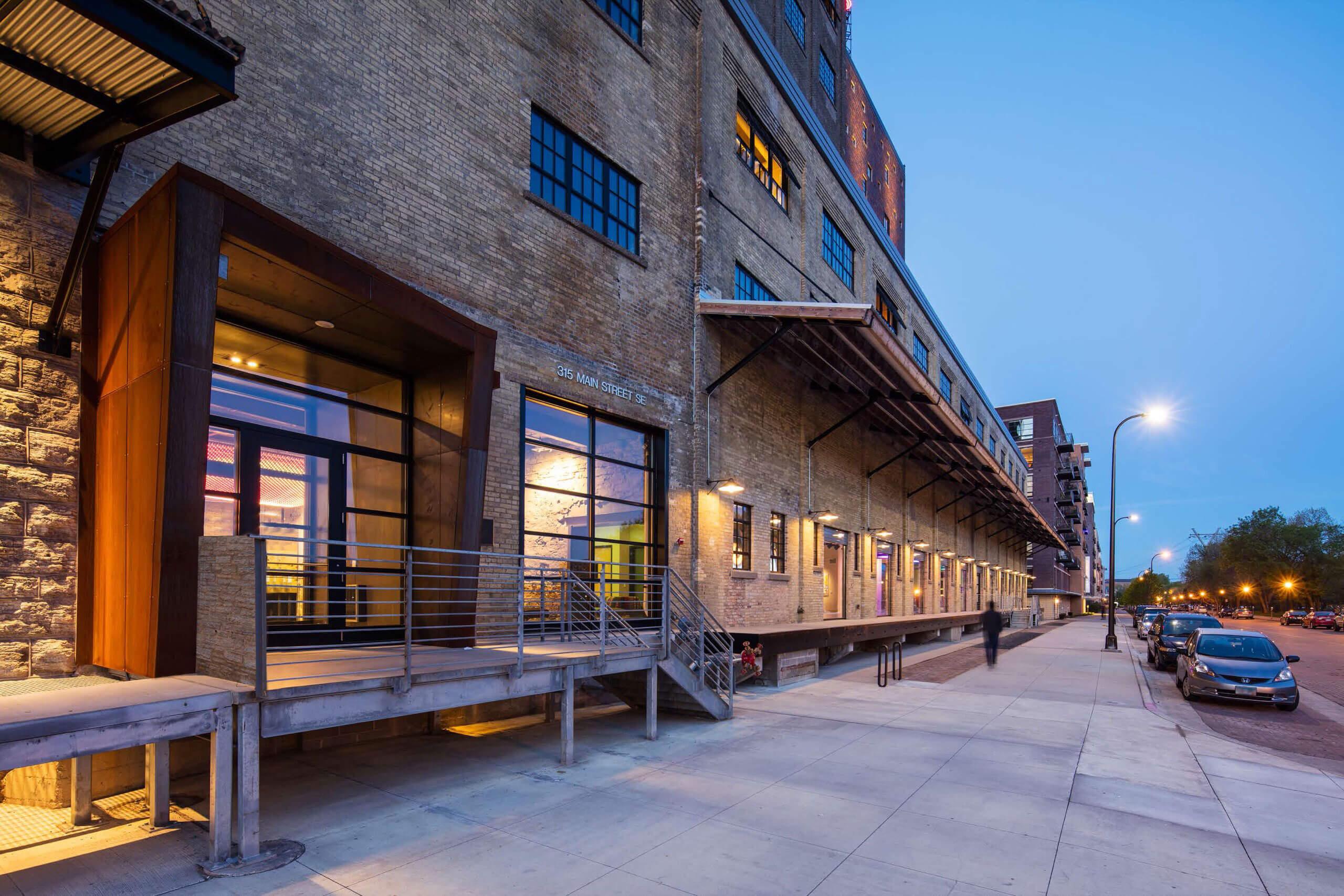 Dominium Apartments